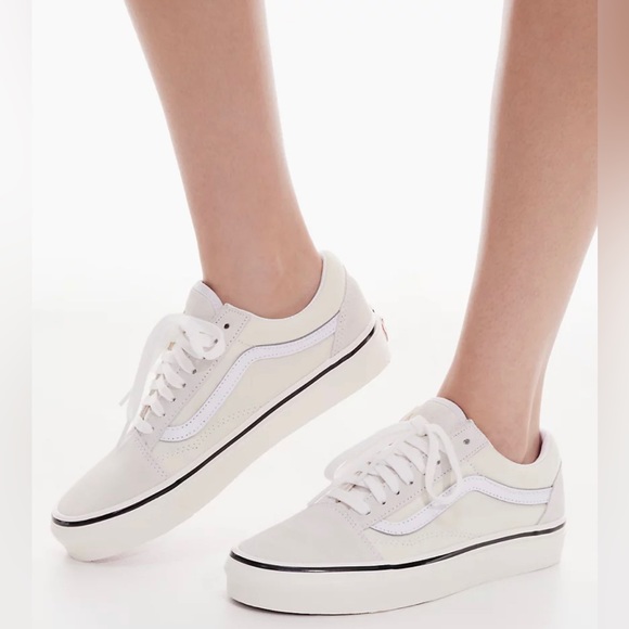 NIB Vans - Picture 5 of 12